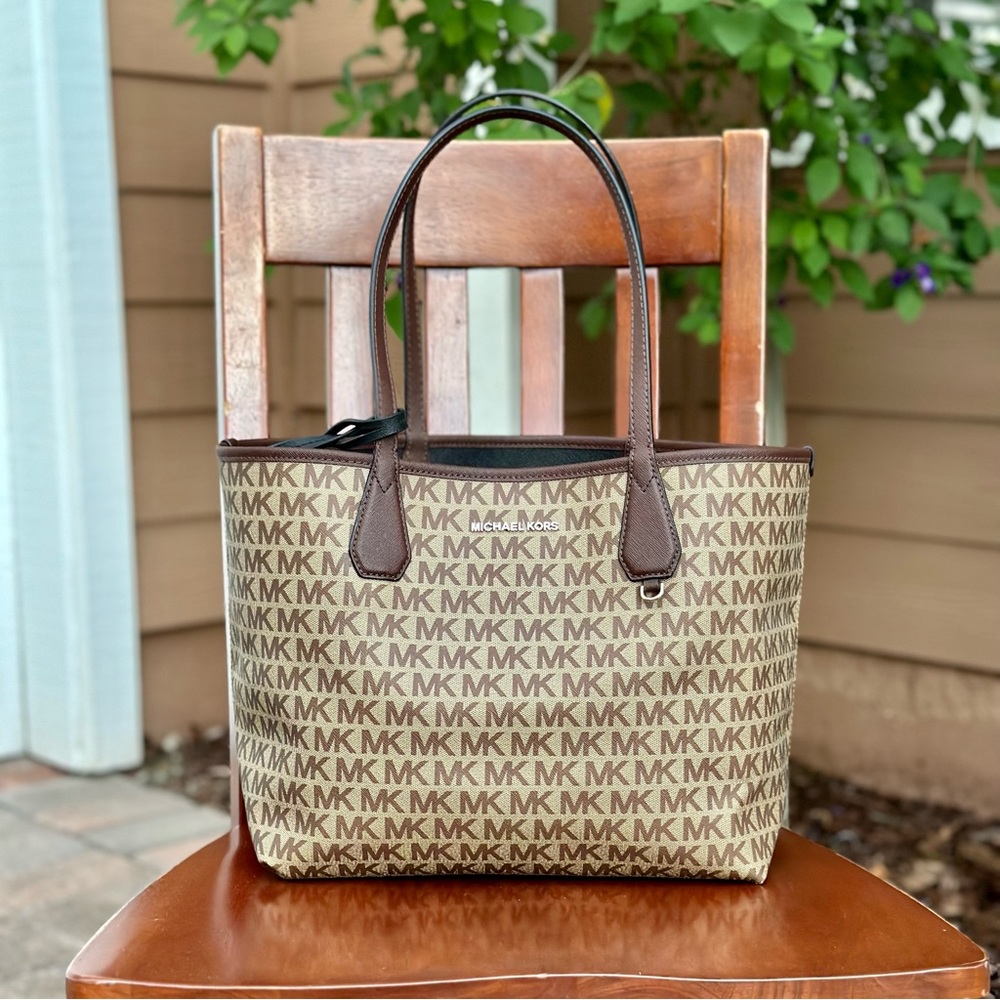 Michael Kors Large Signature PVC Reversible Tote -NWOT